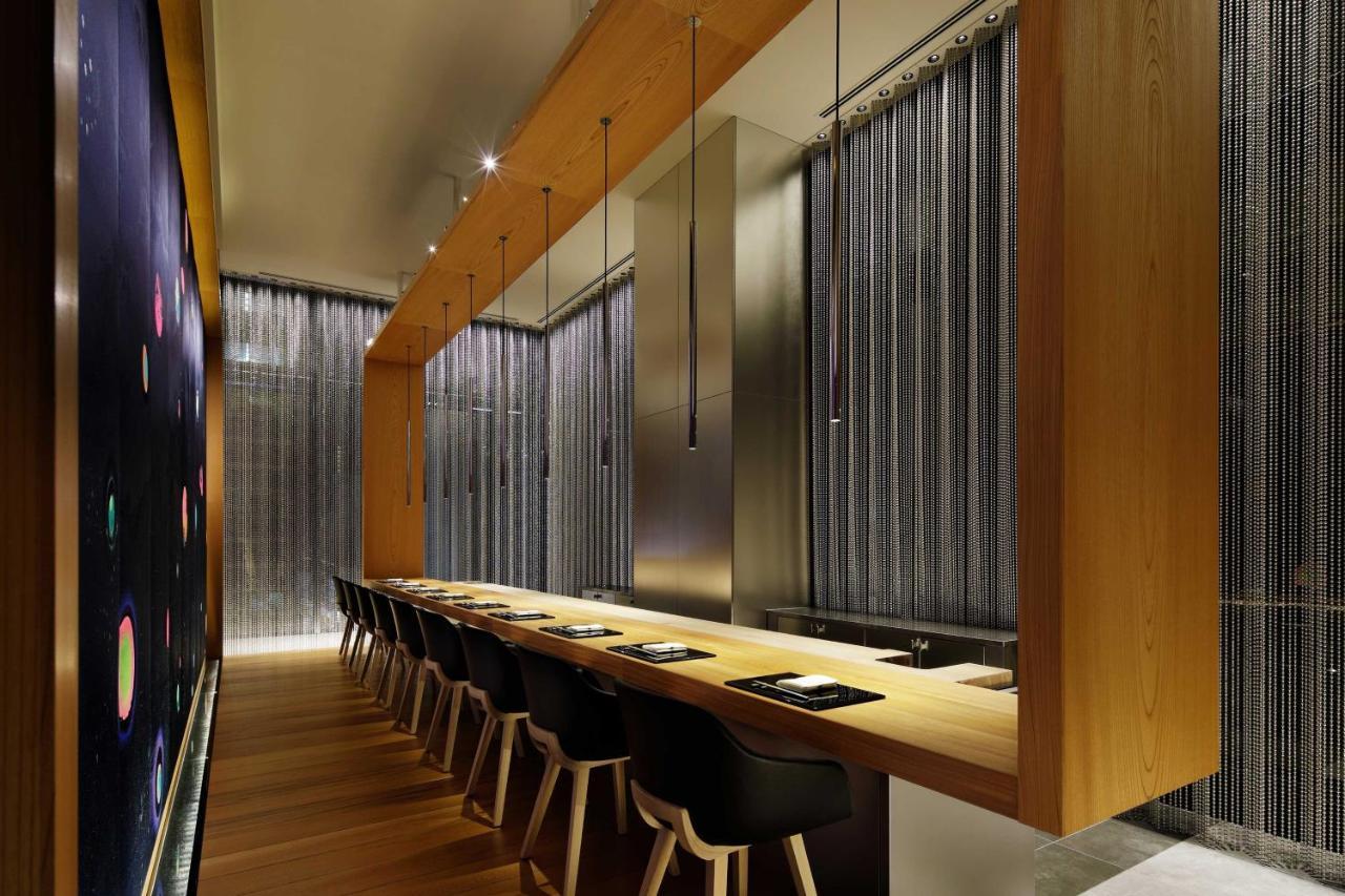 W Osaka Hotel Екстериор снимка