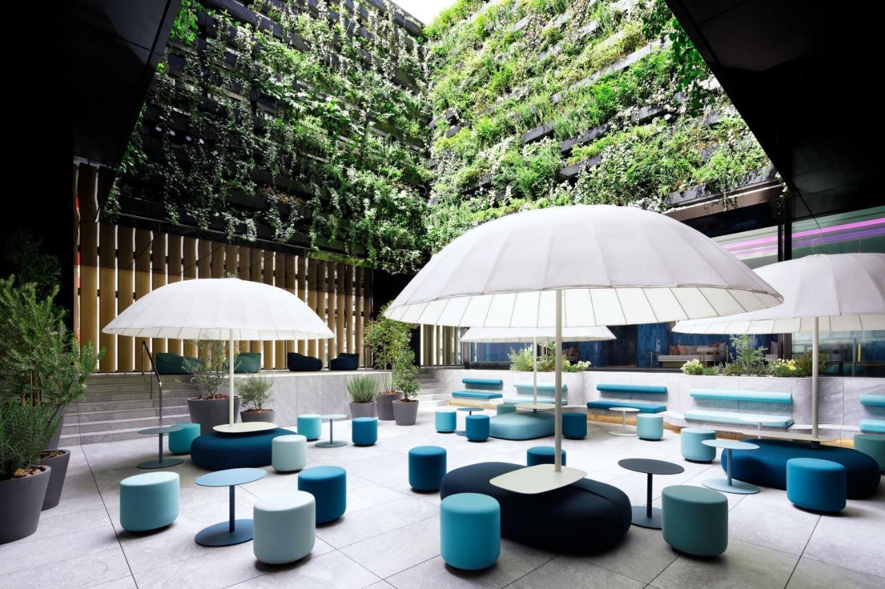W Osaka Hotel Екстериор снимка