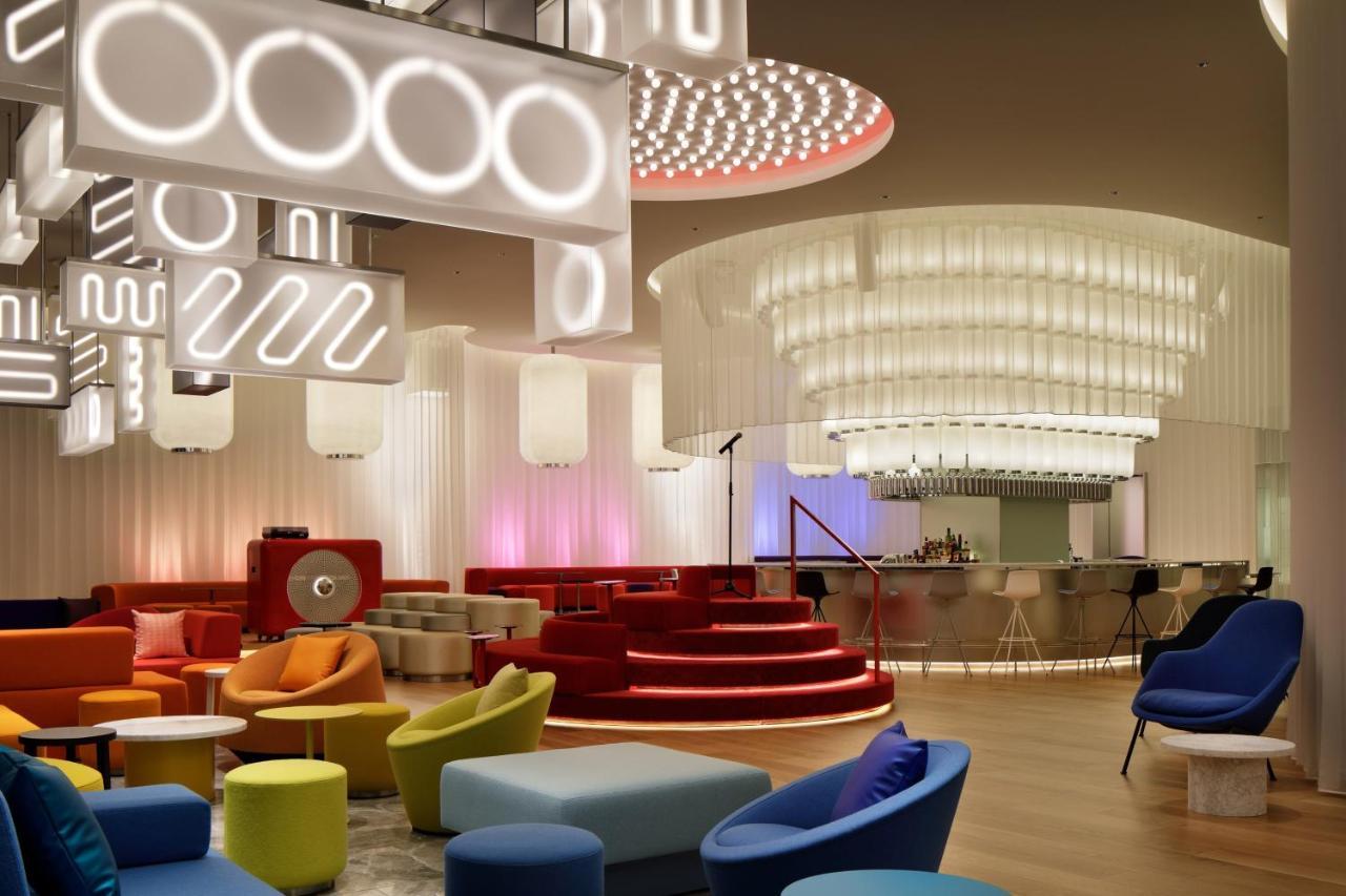 W Osaka Hotel Екстериор снимка