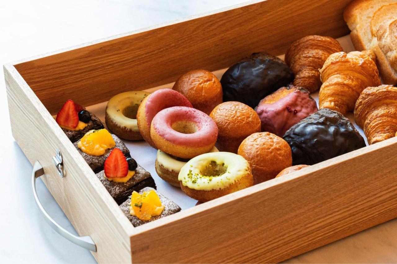 W Osaka Hotel Екстериор снимка
