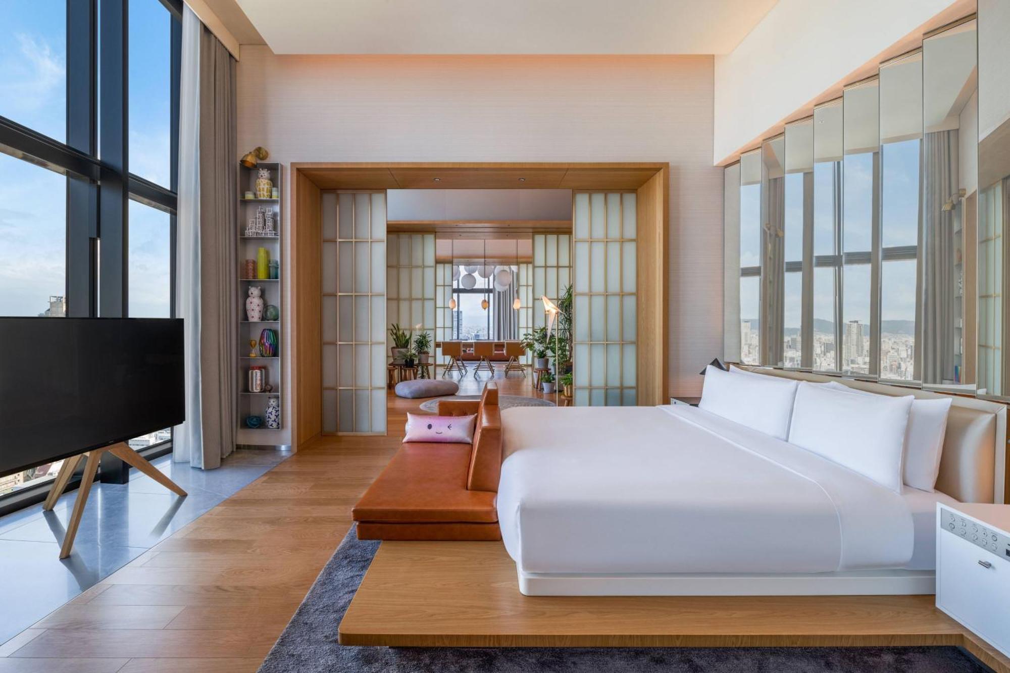 W Osaka Hotel Екстериор снимка